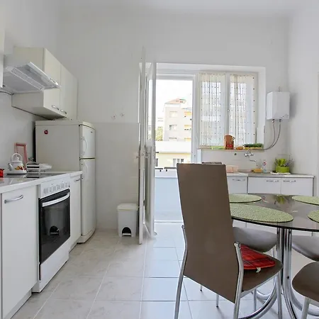 Apartment Istarska * Σπλιτ